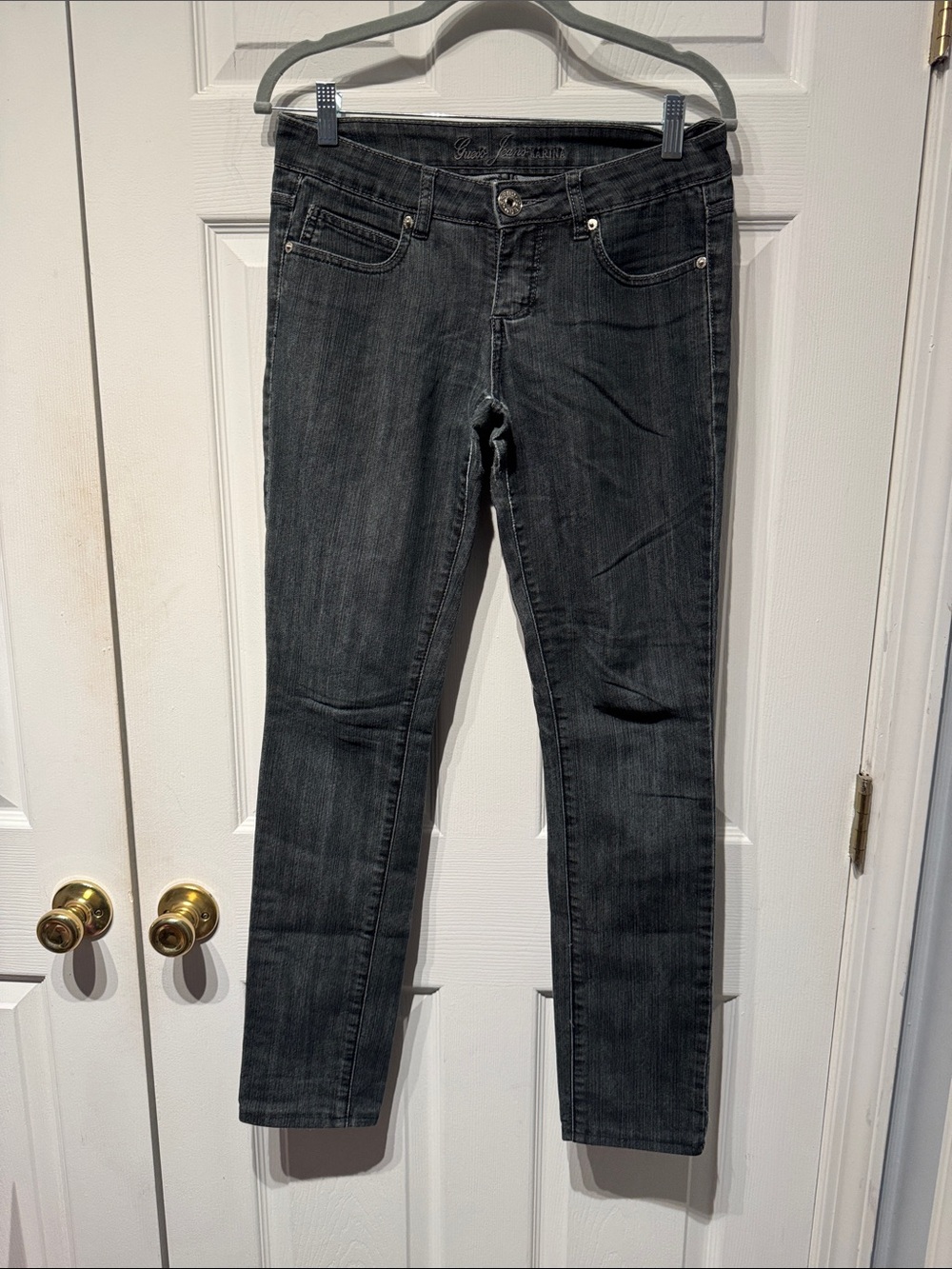 Guess Women's Charcoal Skinny Jeans